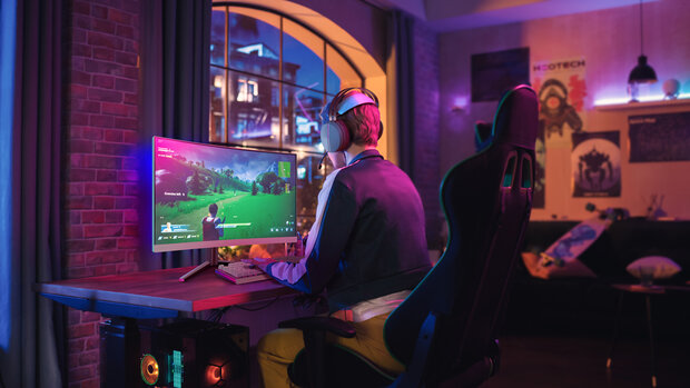 Evnia 5000 27M2C5201L LED gaming curved 27&quot;, 1920 x 1080 Full HD, 180 Hz, Fast VA, 3000:1, HDR10, 0,5 ms, 2 x HDMI, DisplayPort, wit
