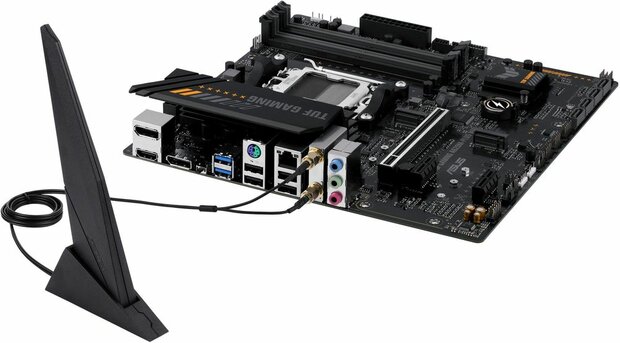Socket AM5 : TUF GAMING A620M-PLUS WIFI (DDR5, M.2, 2 x DisplayPort, HDMI)