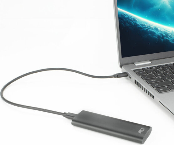 AC1615 USB-C M.2 NVME / PCIE SSD Enclosure