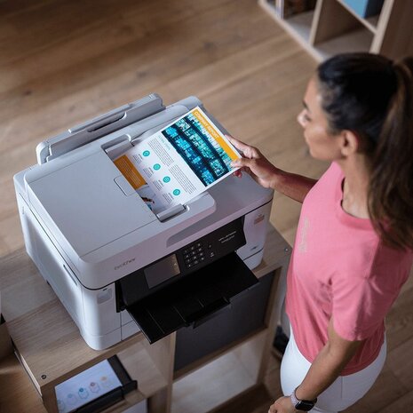 MFC-J5740DW Multifunction printer (A3, 28 ppm, USB 2.0, LAN, Wi-Fi)