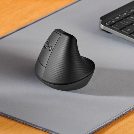 Lift Vertical Ergonomic Mouse (linkshandig, 6 knoppen, Bluetooth, 2,4 GHz, Bolt USB-receiver, grafiet)