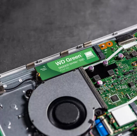 500 GB WD Green SSD (M.2 2280, PCIe 4.0 x4 NVMe)
